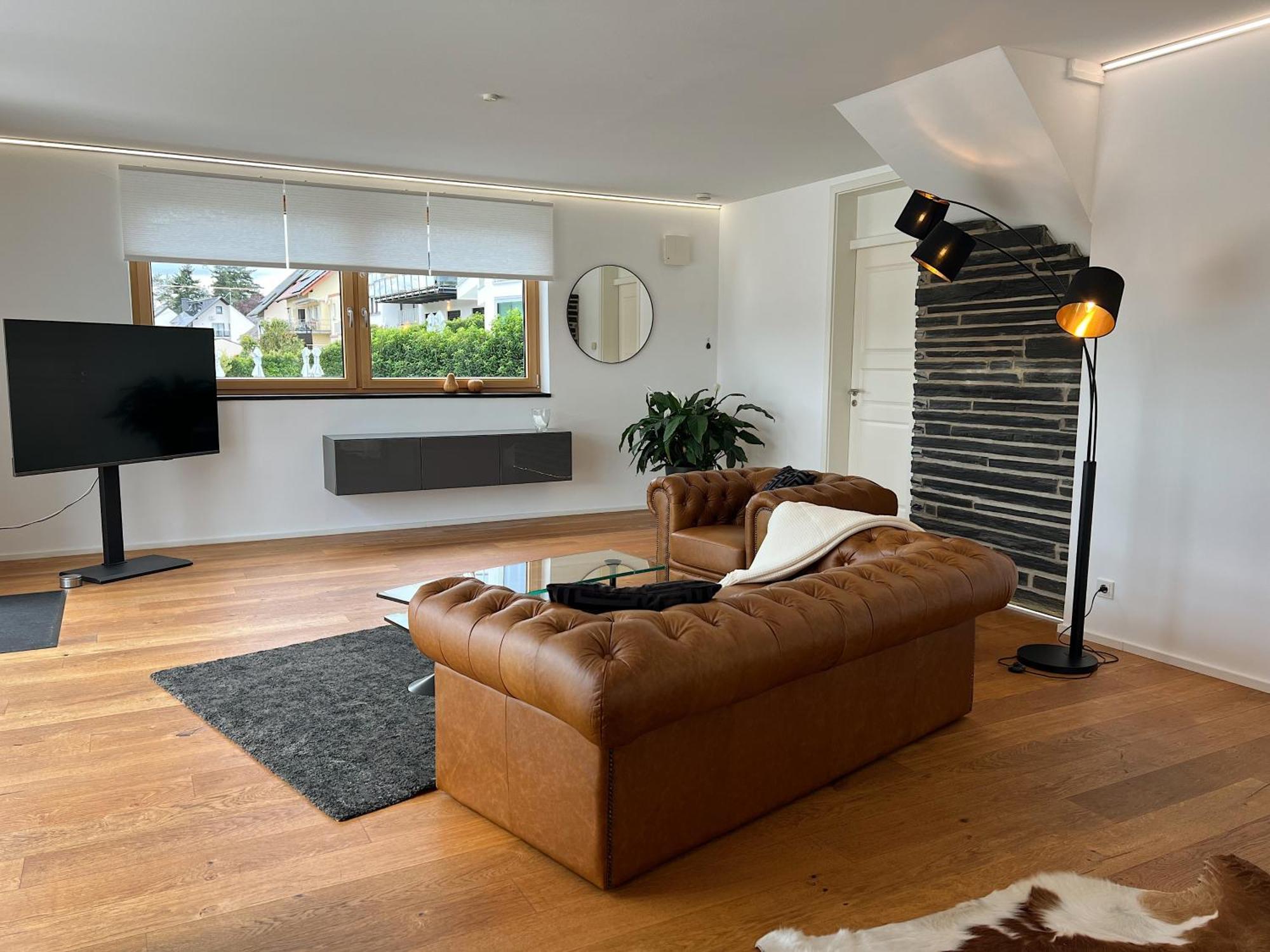 Weingut-Aparthotel Olinger Mehring  Bilik gambar